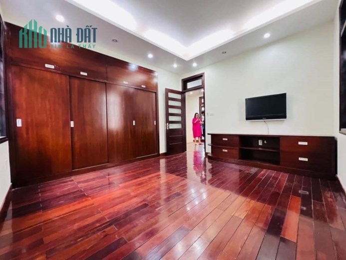 LOA LOA ! BÁN BIỆT THỰ VĂN QUÁN HÀ ĐÔNG  VIEW VƯỜN HOA  218 MÉT 33 TỶ