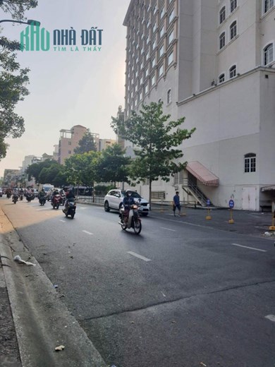 Cực hiếm bán MT KD tài lộc trung tâm quận 5 ngang 5m 3 tầng 11 tỷ TL sâu