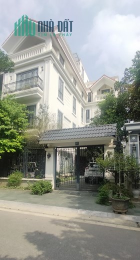 Biệt thự 212m2 Thành phố Giao Lưu khu vip, 4 tầng kinh doanh 42.8 tỷ