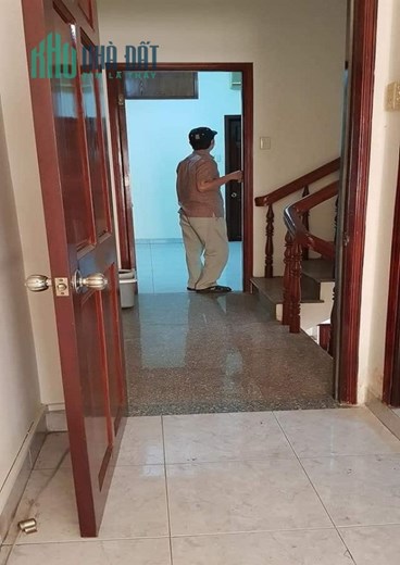 Bán nhà MTKD hạ chào 3.5 tỷ Đào Duy Anh, P9, Phú Nhuận, 66m2, 4 tầng.