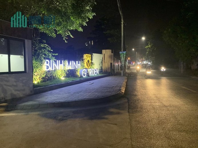 KHU CAO CẤP ĐỨC GIANG LONG BIÊN VỈA HÈ RỘNG, XE ĐỂ NGÀY ĐÊM