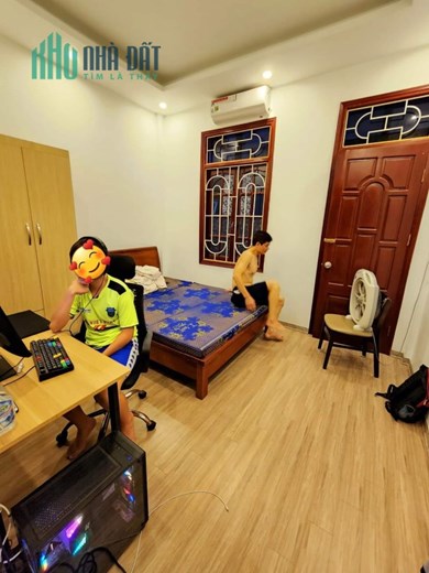 BÁN NHÀ CÁT LINH, ĐỐNG ĐA, 5M RA PHỐ, 3 THOÁNG, 30M2 4T MT4M, GIÁ 3.2 TỶ