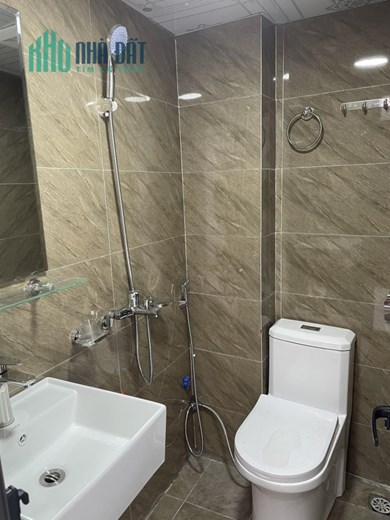 BÁN NHÀ phố Phạm Văn Đồng, Bắc Từ Liêm, 62m2, TM, 13p, nhỉnh 10 tỷ, điep1đc