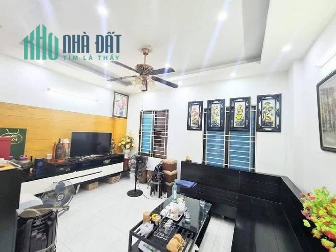 BÁN NHÀ NGÃ TƯ SỞ, THANH XUÂN, 35M2 4T MT4M, GIÁ 3.5 TỶ