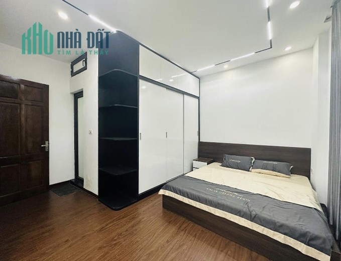 Hiếm cực LÔ GÓC - TẶNG NỘI THẤT phố Yên Hòa 38m x 5 tỷ 35
