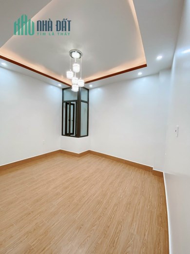 Nhà giá tốt 4 tầng mới xây độc lập chỉ cách tuyến đường Hồ Sen mới 30m giá 3tỷ720 có thỏa thuận