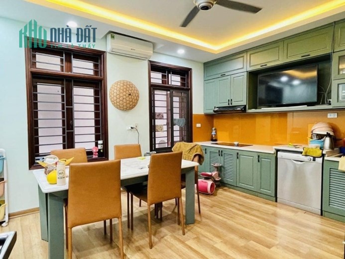 CHÍNH CHỦ giao bán nhà LK Học Viện An Ninh, Văn Quán - 80m 5 tầng Mt 5m vỉa hè KD tấp nập