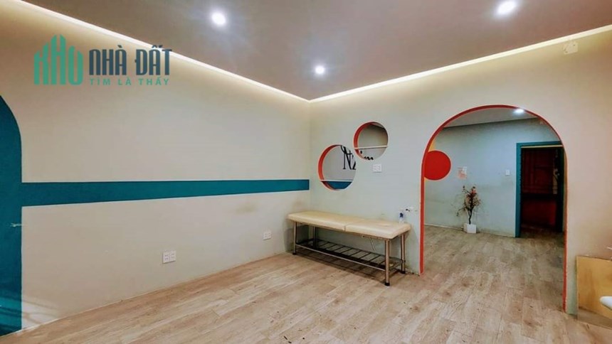 Nhà Quận 3, Nguyễn Thị Minh Khai, P5, 85m2, 3 tầng, ngang chuẩn 4m1