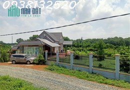 Bán lỗ lô đất ở thị xã DT 480m2  thổ cư. Giá 260triệu/nền ngay Chợ, sát Quốc Lộ 13
