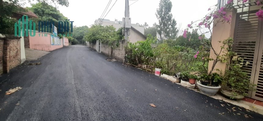 Bán lô trục chính xóm Gẩy, Định Trung, Vĩnh yên, Vĩnh Phúc 100m2, giá: 1,6 tỷ.Liên hệ: 0986.454.393