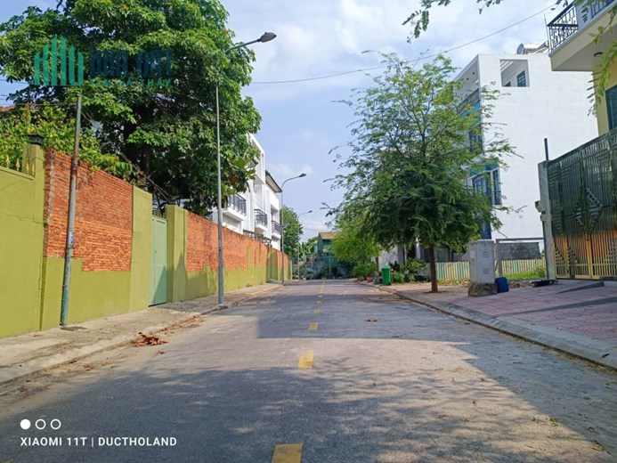 Bán nhà 130m2 nhỉnh 6 Tỷ, HXH thông Tô Ngọc Vân, Quận 12 gần Ngã Tư Ga