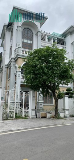 CẦN BÁN 02 CĂN BIỆT THỰ  SiÊU ĐẸP TẠI KĐT MON BAY, CỘT 3, HẠ LONG