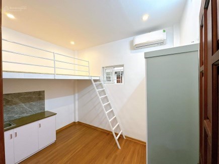 Chính chủ cần bán tòa nhà căn hộ Nguyễn Khánh Toàn dt 90 m2 x 7 t 17 phòng giá 11,8 tỷ