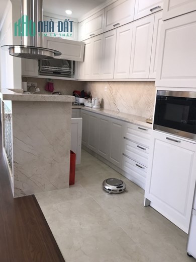 Chung cư Skyline Hoàng Cầu Đống Đa 105m2 3 ngủ 2VS SĐCC .