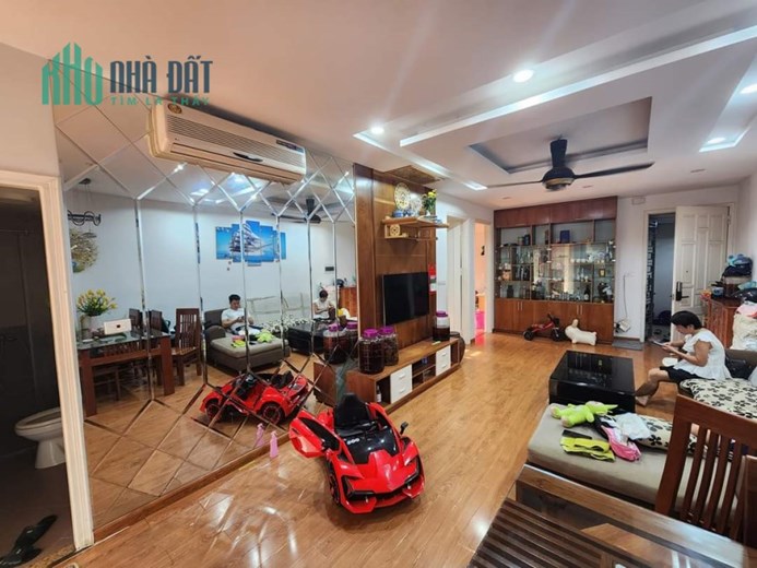 Chung cư Big Tower Phạm Hùng Nam Từ Liêm 96m2 3 ngủ 2VS SĐCC 2,93 tỷ TL.