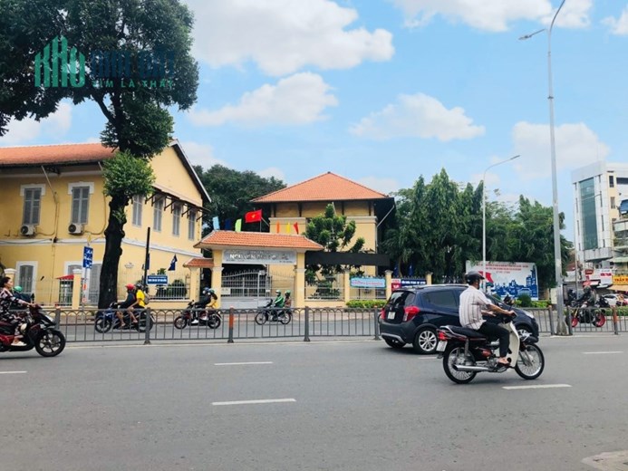 Bán nhà Đ Nơ Trang Long , P7, BT, HXH, 64m2,4 tầng, giá 7,5 Tỷ vào ở ngay