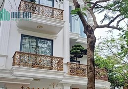 HIẾM Bán GẤP biệt thự gần Hồ Tây, nội thất và không gian sống thượng lưu, tinh tế