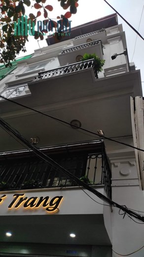 Bán nhà mặt phố Phan Phù Tiên, giao Cát Linh, kinh doanh, 40m2, 6 tầng, MT 6,5m, 16,5 tỷ