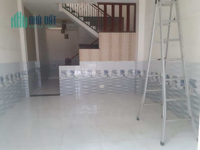 Nhà giá Ngộp HXH Chỉ hơn 4 tỷ, Nở hậu 4.6x13M, 3 tầng Đúc BTCT