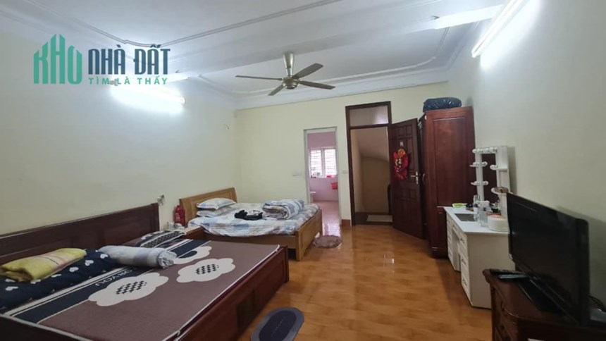 Chính chủ nhờ bán, Căn nhà mặt ngõ Giáp Nhất oto tránh nhau 68m² nhà 5 tầng giá chào 7 tỷ