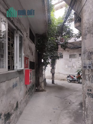 Góc Mua Nhanh Còn Kịp! Bán nhà 5,4 tỷ Cách Đường 5m - Kim Mã 35m2 x 3T, Sđcc