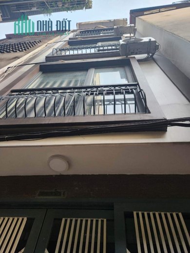Bán nhà Đường Bưởi,1 nhà là ra phố,ngõ thông xe ba gác chạy qua nhà,kinh doanh,30m,5tầng,mt:3,6m