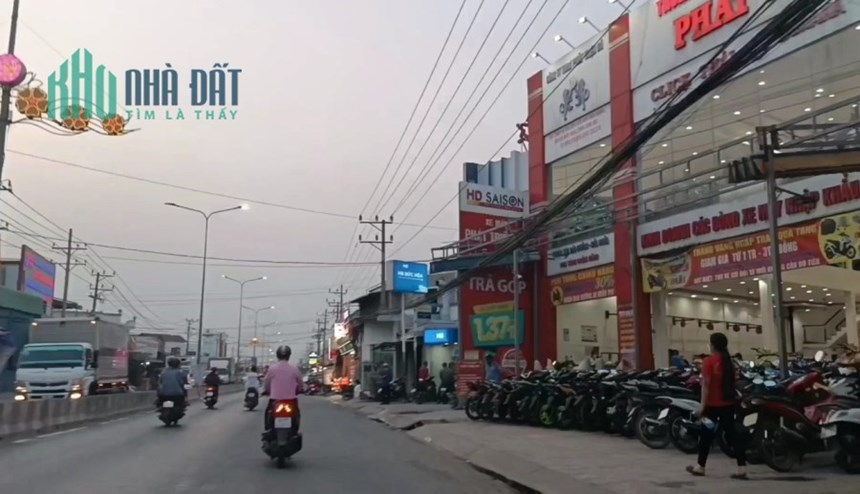 Chủ cần bán gấp ngay trong tháng đất full thổ lô góc ngã tư trục chính Tỉnh Lộ 10