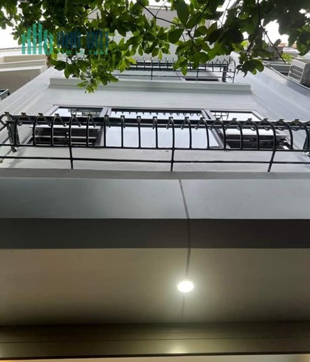Bán nhà đẹp dân xây ngõ 89 Lạc Long Quân gần Hồ Tây 42m x 6.6 tỷ 0343564283