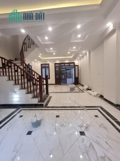 NHÀ MỚI SÀI ĐỒNG, LONG BIÊN, 70M X 4 TẦNG, MT 5.6M, NGÕ Ô TÔ, 5 TỶ NHỈNH