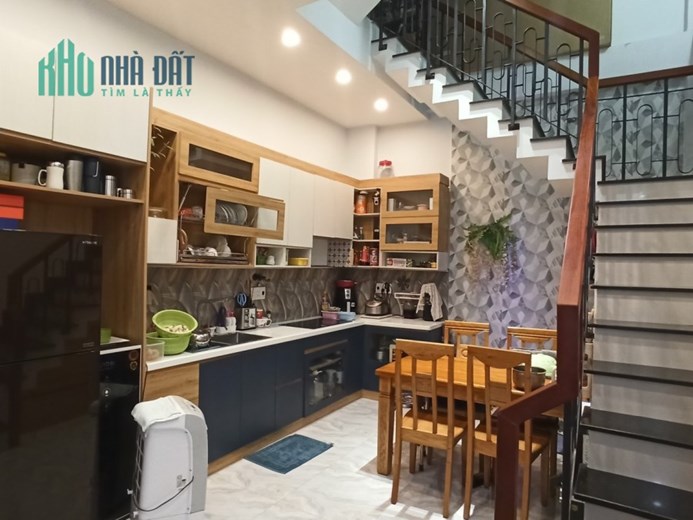 Nhà ngay bệnh viện Hồng Dức - Thống nhất p11 gò vấp