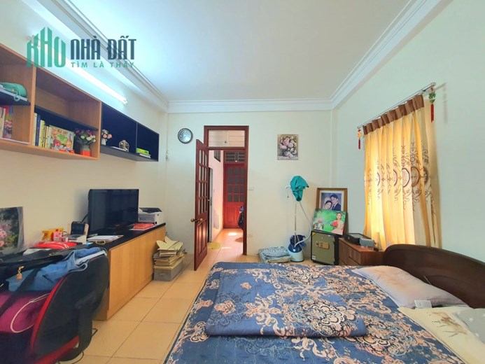 Bán Gấp!!! Nhà Xã Đàn - Đống Đa, Dt 42mx 4 t, Mt 3.9m, Giá 4.25 tỷ.