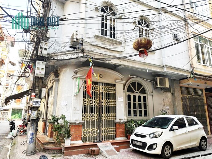 Siêu Phẩm 6.5 tỷ 2 Mặt Thoáng, Ô tô Đỗ Cửa, MT Khủng Mặt Ngõ Hồng Hà DT: 40m x 4T, sđcc