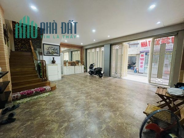 Bán Nhà Ngã Tư Sở 70m 4 tầng mặt tiền 4.5m giá chỉ 18 tỷ  vỉa hè mặt phố giá tốt