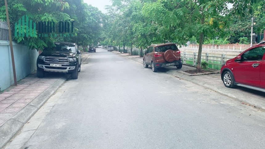 bán đất Ngọc Thuỵ trong đê 54m oto vào đất, lô góc, khu phân lô, giá chỉ nhỉnh 3 tỷ vẫn Thương