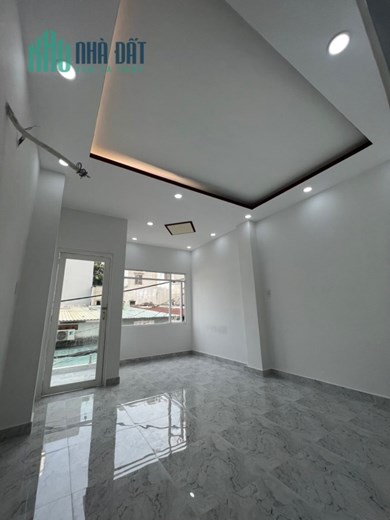 Bán nhà mới gần Lê Văn Quới Bình Tân 40m2 3 tầng BTCT HXH chỉ nhỉnh 4 tỷ