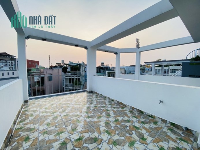 Bán nhà mới Lãnh Bình Thăng Quận 11 4 tâng BTCT HXH 35m2 5PN chỉ nhỉnh 7 tỷ