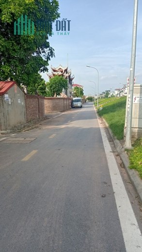 Bán nhà Ngọc Thuỵ 50m x 3T, ngõ oto, ở luôn, chỉ 2 tỷ 9 thương lượng. LH: 0936123469