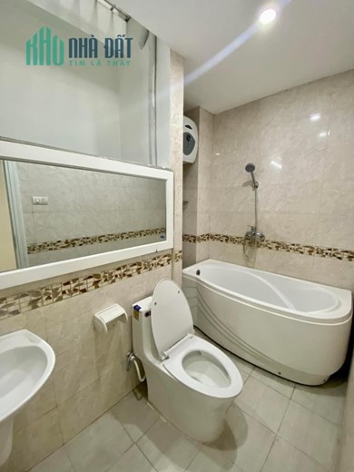 NHÀ ĐẸP BA ĐÌNH, 4 NGỦ, 1 SÂN, 3 VỆ SINH, LUNG LINH THIẾT KẾ, TRƯỚC NHÀ RỘNG THOÁNG, 4.94 tỷ