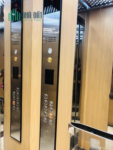 BÁN NHÀ MẶT PHỐ NGUYỄN VĂN CỪ 7 TẦNG HẦM ĐỂ XE THANG MÁY MẶT TIỀN RỘNG CHO THUÊ DÒNG TIỀN 120