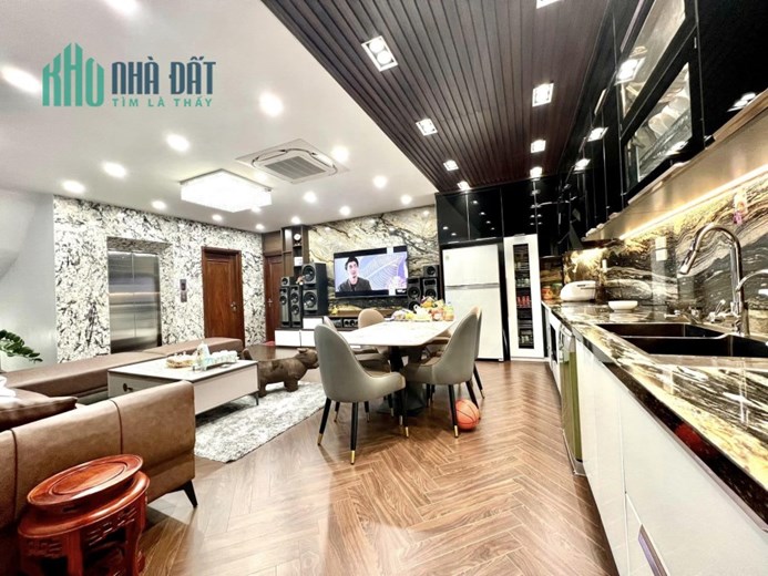 BÁN NHÀ 6 TẦNG NGUYỄN VĂN CỪ MẶT PHỐ KINH DOANH - 01 MẶT NGÕ - THANG MÁY - NỞ HẬU - VỊ TRÍ ĐẸP NHẤT