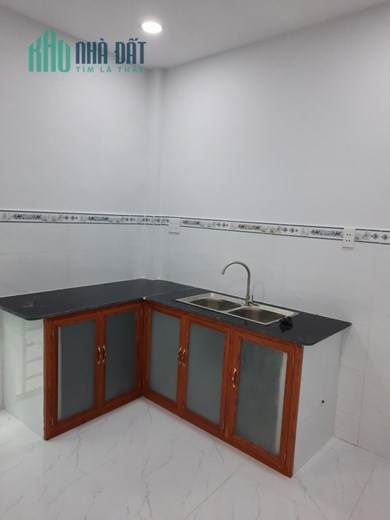 NHÀ MỚI 3 TẤM- ĐÚC BTCT-GIÁP MẶT TIỀN ĐƯỜNG- HẺM SẠCH SẼ-THÔNG TỨ TUNG-GẦN CV ĐẦM SEN...