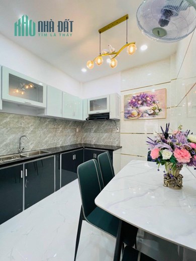 Nhà nhỏ xinh đầy đủ tiện nghi,nội thất đẹp như hình Bùi Quang Là Gò Vấp.