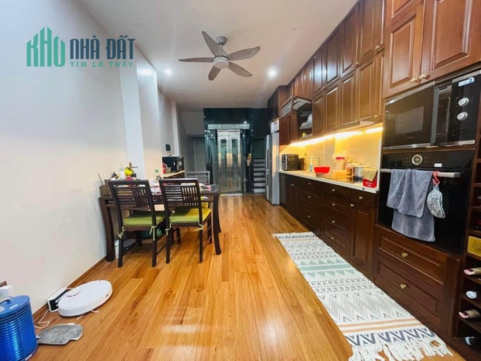 Siêu Phẩm Cầu Diễn,4 tầng, 35m2, giá 3.5 tỷ, Oto ,Kinh Doanh