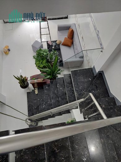 NHÀ THÁI PHIÊN Q 11 - HẺM XE TẢI THÔNG - 4PN - GIÁ CHỈ 5.X TỶ.