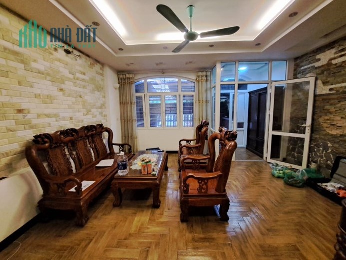 Bán ngôi nhà 85m2 F361 An Dương, Tây Hồ Mặt tiền rộng Gara 3 Ô tô Kinh doanh tốt 9.5 Tỷ