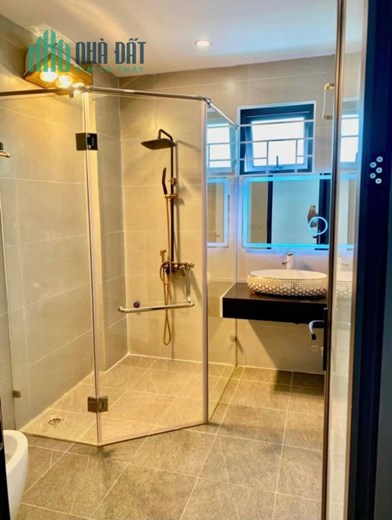 Bán căn nhà 67m2 ngõ 32 An Dương, Tây Hồ Gara 2 Ô tô 7 chỗ tránh Lô góc Kinh doanh Sầm uất 9.7 Tỷ