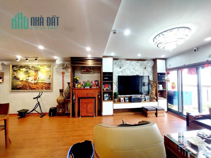 BÁN GẤP CHỈ 31TRIỆU - CĂN HỘ 142.8M2 TOÀ HẢI PHÁT TỐ HỮU 4PN - TẶNG NỘI THẤT