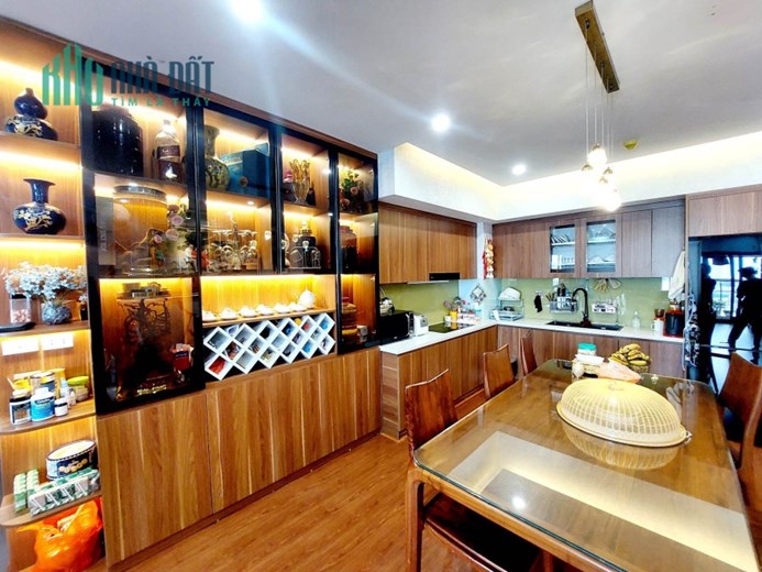 BÁN GẤP CHỈ 31TRIỆU - CĂN HỘ 142.8M2 TOÀ HẢI PHÁT TỐ HỮU 4PN - TẶNG NỘI THẤT