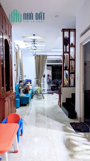 Bán nhà Phường Tam Bình, Lô góc, 145m2, 4 tầng, giá chỉ 9,8 tỷ.