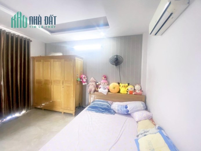 Bán nhà Phường Tam Bình, Lô góc, 145m2, 4 tầng, giá chỉ 9,8 tỷ.